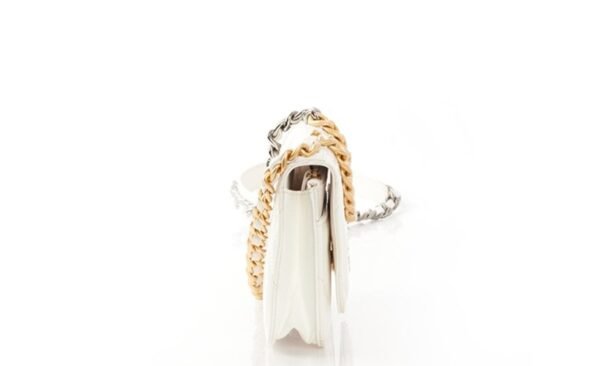 Chanel 19 Wallet on Chain White - Image 3