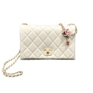 Chanel Seasonal Chain Shoulder Bag White