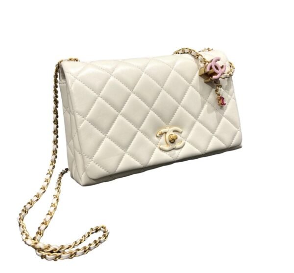 Chanel Seasonal Chain Shoulder Bag White - Image 2
