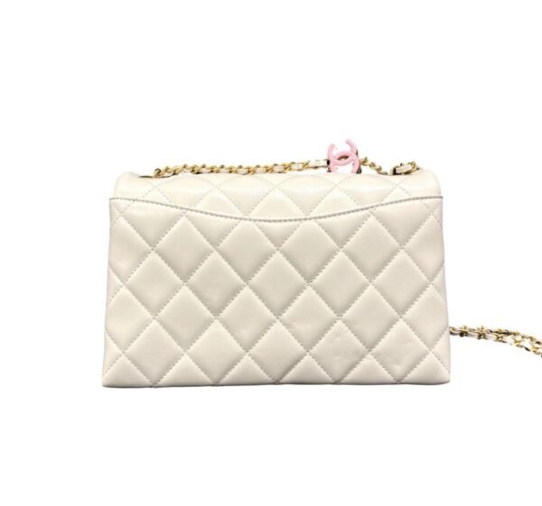 Chanel Seasonal Chain Shoulder Bag White - Image 4
