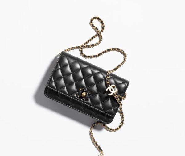 Chanel Wallet on Chain Black