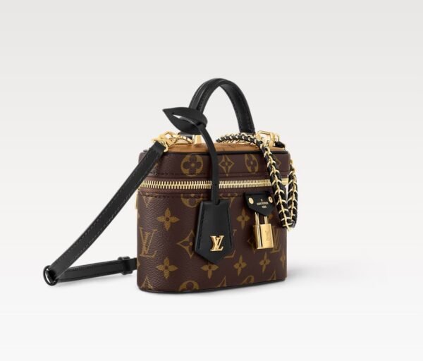 Vanity Chain Pouch Bag - Image 3