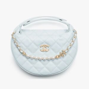 Chanel Maxi flap bag with top handle Blue